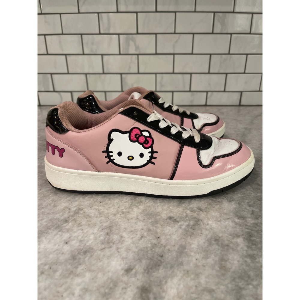 Hello Kitty Sneakers Womens 8 Pink Low Top Patent Lace Up Cat Shoes